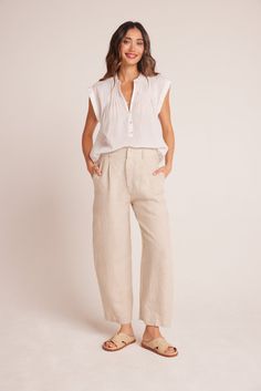 Bella DahlRelaxed Pleat Front Trouser - Linen SandBottoms Sand Linen Pants Outfit, Tailored Full-length Linen Pants, Linen Wide-leg Pants With Patch Pockets, Ankle-length Linen Pants With Welt Pockets, Non-stretch Linen Trousers, Ankle-length Linen Pants With Drawstring, Linen Pants Outfit, Bella Dahl, Cropped Linen Pants