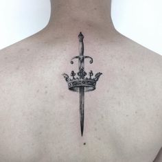 Crown Tattoo Design, Men Chest, Inspiration Tattoos, Crown Tattoo, Lehenga Choli Online, Tattoo Designs And Meanings, Hand Tattoo, Tattoo Designs For Women