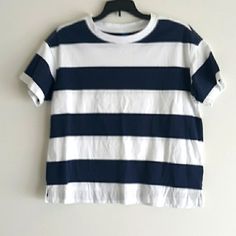 Navy Blue & White Striped Print Crew Neckline 100% Cotton Chest 19" Length 22" Nwot White Nautical Short Sleeve Tops, Blue Nautical Cotton Tops, White Nautical Crew Neck Top, Boxy Tee, Old Navy Tops, Navy Tops, Crew Neckline, Nautical, Old Navy