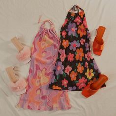 Love And Music, 70s Inspired Outfits, Mode Hippie, 60s And 70s Fashion, 70s Inspired Fashion, 70s Outfits, 70’s Fashion, Halter Mini Dress