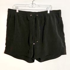 Light Weight Black Shorts With Elastic Waistband W/ Drawstring, Roll Cuff Bottom And Side Pockets Nwt H&m Stretch Shorts For Summer, H&m Short Bottoms With Elastic Waistband, H&m Bottoms With Elastic Waistband For Summer, H&m Elastic Waistband Short Bottoms, H&m Summer Bottoms With Elastic Waistband, H&m Relaxed Fit Bottoms For Summer, H&m Shorts With Elastic Waistband, H&m Black Short Bottoms, H&m Black Bottoms For Summer