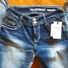 Wallflower Jeans For Women Nwt Size 5 Long Insta Stretch Luscious Curvy Fit Wallflower Pants, Wallflower Jeans, Jeans For Women, Dream Wardrobe, Jeans And Boots, Boot Cut, Color Blue, Women Jeans, Wardrobe