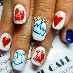 Descendants Nail Art, Descendants Nails For Kids, Descendants Nails, Y2k Baddie Aesthetic, Disney World Nails, Chloe Nails, School For Good And Evil