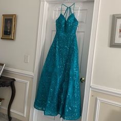 Gorgeous Colette For Mon Cheri Dress In Jade Lace With Sequins And Glitter. Perfect For A Special Event. - V-Neck - Fully Beaded Straps - Open Back - Dramatic High Slit Sage Prom Dress, Cream Prom Dresses, Royal Blue Gown, Sparkle Gown, Gala Gown, Strapless Lace Dress, Black Dress Formal, Formal Dresses Gowns, Blue Gown