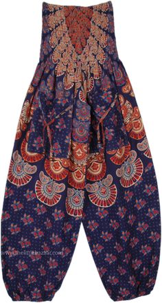 A boho chic style harem style pants with a symmetric hand print. It has two pockets in the front, flexible smocked elastic waist and elastic ankle cuffs. #tlb #SplitSkirtsPants #beachwrap #Printed #bohemianfashion #PrintedHaremPants.CottonMandalaPants #BohoPantswithPockets Mandala Pants, Boho Chic Style, Hippie Look, Trendy Skirts, Split Skirt, Boho Pants, Pants Cotton, Ankle Cuffs, Style Pants