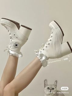 ctto #converse #highheels Converse High Heels, Boty Converse, Converse Heels, Sepatu Platform, Cute Converse, Mode Shoes, Heels Aesthetic, Dr Shoes, Cute Shoes Heels