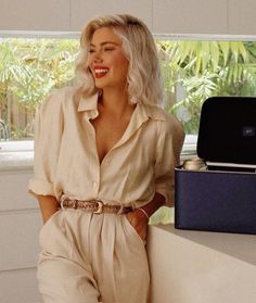 Old Money Summer Outfits, Old Money Summer, Look 80s, Italy Outfits, Stylish Work Outfits, Mode Inspo, Looks Chic, Outfits Women