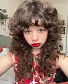 Thick Bangs Curly Hair, Curly Hime Haircut, Curly Fringe Haircut, Fluffy Shag Haircut, Shag On Curly Hair, Curly Jellyfish Cut, Curly Hair Baby Bangs, Curly Shag Long