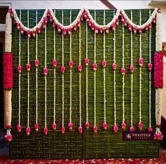 Photo Booth Decoration Nalugu Decoration Ideas At Home, Pellikuthuru Function Decoration, Decoration For Pellikuthuru Function, Simple Flower Decorations Indian, Muhurtham Backdrop, Pellikuthuru Decoration At Home, Traditional Backdrop Decoration, Pellikuthuru Function