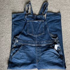 New With Tag A Little Snug Fit Tag Will Be Crossed Out In Purple Ink Open To Offers Smoke & Pet Free Home Jean Overalls, Old Navy Jeans, Snug Fit, Old Navy, Overalls, Straight Leg, Women Jeans, Navy, Purple