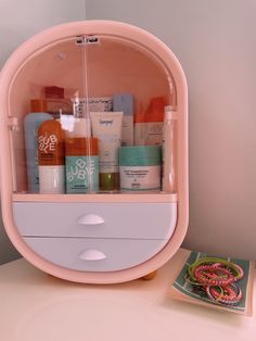 Care Organization, Skincare Inspiration, Preppy Room Decor, Skincare Organization, Preppy Room, Cute Room Ideas