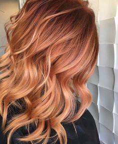 Mesmerizing Strawberry Blonde Hair Color Ideas to Warm Up Your Look | Fashionisers© - Part 7 Copper Color Melt, Red Hair With Blonde Highlights, Red Balayage Hair, Sarah Harris, Copper Balayage, Red Blonde Hair, Strawberry Blonde Hair Color, Blond Balayage