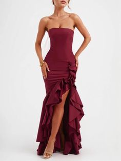 Elegant Off-the-Shoulder Maxi Dress with Backless Design 8th Grade Formal Dresses, Cute Prom Dresses, Red S, Backless Maxi Dresses, Backless Design, Birthday Outfit, Formal Dress, Red Formal Dress, Graduation Dress