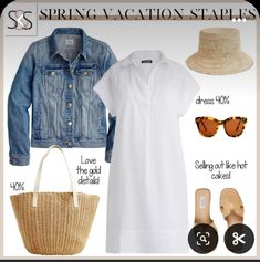 Women's Summer Outfits, How To Have Style, Coastal Fashion, Classic Denim Jacket, Coastal Grandma, Mom Outfits, Spring Summer Outfits, Primavera Estate, Preppy Style