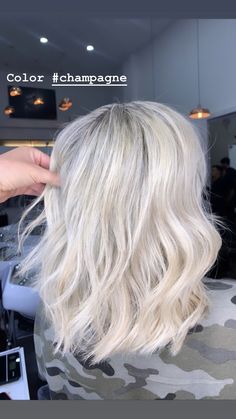 Platinum Blonde Lob, Blonde Lob, Colour Trends, Platinum Blonde Hair, Summer Hair Color, Pretty Hair, Summer Hair, Blonde Color, Platinum Blonde