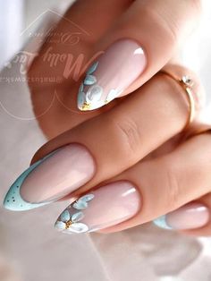 light blue french tips with flowers Simple Flower Nail Designs, Nails Flower Design, Beach Nails Designs, Colorful Summer Nails, Summer Beach Nails, Summer Nails Inspiration, Nail Art Designs Images, Floral Nail Designs, French Tip Acrylic Nails