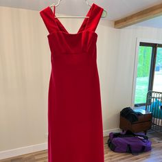 New With Tags Never Worn Long Bcbg Gown Originally Around $300 Crepe Gown, Maxi Dress, Size 6, Womens Dresses, Tags, Fast Delivery, Customer Support, Full Service, Red