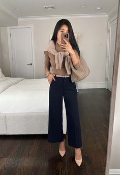 Work Outfits With Navy Blue Pants, Colors That Go With Navy Blue Outfits, Navy Pants Outfit Work Winter, Navy Top Outfit Work, Old Navy Work Outfit, Navy Pixie Pants Outfit, Navy Brown Outfit, Khaki Pants Outfit Winter, Navy Blue Wide Leg Pants Outfits