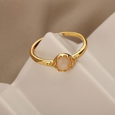 White Fire Opal Rings For Women Ring Stainless Steel Vintage Round Charm Ring Accessories Jewelry Rings Flower, Soldered Jewelry, Gold Jewels Design, Fire Opal Ring, Gold Jewelry Simple, Gold Bangles Design