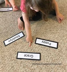 This Find My Name – A Quick and Easy Name Recognition Activity will help your child be able to quickly recall their name and memorize how it looks. Name Recognition Activities Preschool, Preschool Language Arts Activities, Grinch Day, Homeschooling Preschool