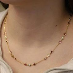 Jewellery Design Gold Necklace Back Chain, Light Weight Neck Chains Gold, Gold Jewelry Simple Necklace For Bride, Arabic Name Necklace Gold Aesthetic, Designer Chains Gold, Fashion Gold Jewellery, Gold Pendent Set Indian Antique, Simple Gold Bride Jewelry, Gold Chain Necklace Design