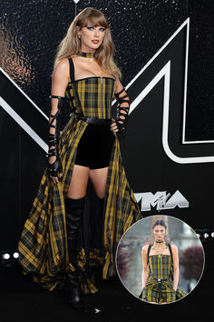 taylor swift is wearing a plaid dress and thigh high boots at the vmas awards