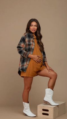 Maternity Romper, Maternity Street Style, Maternity Pajamas, Maternity Sleepwear, Maternity Shirt, Romper Black, Baby Boots, Pregnancy Shirts, Fall Street Style