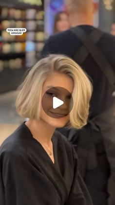 Short Voluminous Bob, Short Hair Blowdry Style, Layered A Line Haircut, Short Bob With Bangs For Fine Hair, Chin Bob Haircut, Blowout Hair Short, Bob With Fringe Fine Hair, Short Natural Hair Styles Easy, Flicked Bob