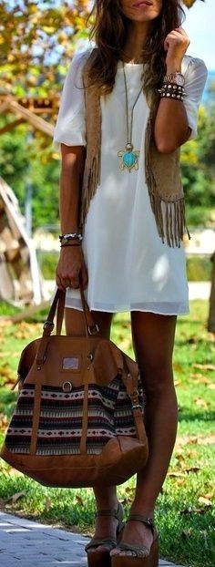 Sexy Bohemian white mini dress and modern hippie vest with layered necklaces for a festival gypsy style. For the BEST BoHo CHic fashion trends FOLLOW -- http://www.pinterest.com/happygolicky/the-best-boho-chic-fashion-bohemian-jewelry-gypsy-/ now Look Hippie Chic, Boho Chique, Boho Mode, Estilo Hippy, 30 Outfits, Stil Boho, Estilo Hippie, Hippie Look, Paris Mode