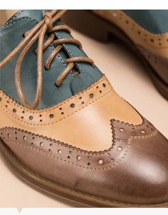 Real Leather Three Tone Lace-up Brogue Oxford Shoes Women — Obiono Oxford Shoes Women, Oxford Shoes For Women, Oxford Shoes Style, Oxford Dress Shoes, Business Shoes, Women Oxford Shoes, Vintage Shoes, British Style, Shoes Women