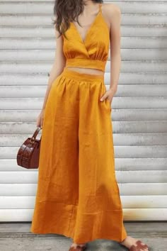 Solid Color Jumpsuits, Backless Crop Top, Two Piece Pants Set, Top Pants Set, Suit Fashion, Fashion Colours, Two Piece Outfit, Cotton Style, Look Fashion