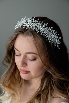 This hair tiara decorated with pearl beads. All parts was carefully combined to each other for making the best hair accessory for your special day. DETAILS - Put headpiece after using hair spray - Do not use any washing liquids and chemicals - Please keep your hair accessory in dry please away from direct sunlight - Tarnish resident jewelry wire - Designed and made in New York, USA - Flexible and easy to use - Every headpiece will be packaged in gift box If you have any questions please contact Wedding Pearl Headpiece, Pearl Wedding Crown, Southern Hair, Wedding Hair Crown, Pearl Headpiece Wedding, Hair Tiara, Headpiece Wedding Hair, Floral Hair Pins, Bead Hair Accessories