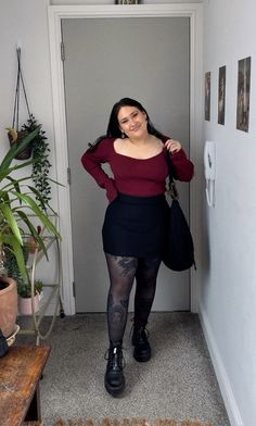 Dark red outfit for the weekend Dark Red Outfit, Alternative Outfits Plus Size, Curvy Casual Outfits, Fall Attire, Cherry Cola, Cute Comfy Outfits, Fashion Attire, Red Outfit, Alternative Outfits