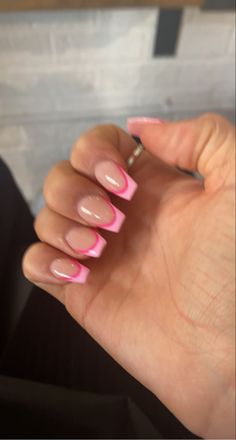 Pink French Tip With Hot Pink Outline, Square Pink Tips, Colored Tip Acrylic Nails, Pink Purple French Tip Nails, Summer Nails Inspo Square, August Nails Ideas Square, Square Nails Pink French Tip, Summer Nails Square Pink, Pink Coffin French Tip