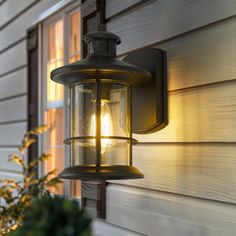 a light that is on the side of a house