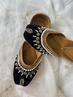 Jutti for women Jutis For Women, Traditional Shoes, Jutis Punjabi, Punjabi Jutti Aesthetic, Black Jutti, Black Khussa, Black Jutti For Women, Ghungroo Jutti, Nagra Jutti For Women