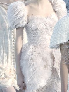 Haute Couture Aesthetic, Lila Aesthetic, Swan Fashion, Couture Aesthetic, Aesthetic White, Chanel Haute Couture, White Dresses, White Party