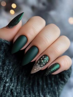 Green Christmas Nails 2025: Festive Nail Art Ideas to Spark Holiday Cheer Matte Xmas Nails, Green Cat Eye Nails Short, Classy Green Christmas Nails, Xmas Nails Green And Gold, Metallic Holiday Nails, Black Christmas Nail Art, Simple New Years Eve Nails, Green Gold Christmas Nails, Green Winter Nail Designs