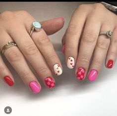 Painted Valentines Nails, Luminary Nails Valentines, Valentines Nails Natural, Luminary Nails Design, Utah Nails, Luminary Nails, Easy Designs, Gel Polish Nail Art, Heart Nail Art