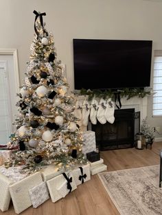 a decorated christmas tree in a living room