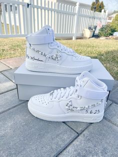 Blinged out bridal Air Force 1 sneakers personalized for the brides special day 👰🏻 **PLEASE READ LISTING CAREFULLY**  SNEAKERS: This listing if for Nike, Air Force 1 high, if you would like something different please message me :) Personalization section please add: *your name  *date of wedding *if you want them without any customization please type (no customization) NOTE: A proof of your lettering will be sent to you within 72 hours of purchasing, please check your messages to approve image. If seller does not hear back within another 48 hours will proceed with shoes accordingly.  Price breakdown:  Air Force 1 High *Outer (2) Swoosh $215      -This option included rhinestones & pearls mix on the 2 outer symbols and going up the back heel strip & lettering of your choice. *Outer (2) + S Wedding Goals Dreams, Sneaker Wedding, Wedding Sneakers For Bride, Bride Sneakers, Wedding Shoes Sneakers, Bridal Sneakers, Air Force 1 Sneakers, Nike Symbol, Bling Design