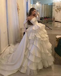 Old Timey Dresses, Long Wedding Gown, Italy Pics, Gown With Ruffles, Louis Patridge, Long Gown For Wedding, Silk Wedding Gown, Gaun Fashion