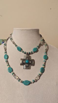 Phenomenal Southwestern style double stand necklace, light weight, cross sets just below the collar for that statement and conversation piece, This unique and beautiful necklace will go with any outfit Stretch Beaded Bracelets Diy, Crab Earrings, Western Accessories, Free Spirit Style, Double Strand Necklace, Southwestern Design, American Jewelry, Turtle Pendant, Flower Pendant Necklace