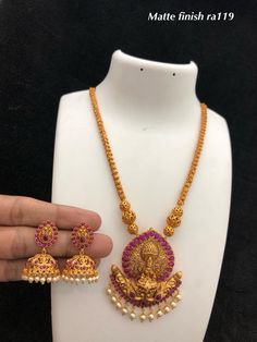 Temple jewellery Available at Ankhjewels for booking msg on +91 9619291911 Lakshmidevi Lockets, Antique Necklace Gold, Jewelry Necklace Simple, Gold Necklace Wedding, Temple Jewelry Necklace, Flower Costume, Gold Pearl Jewelry, Gold Bridal Necklace, Bridal Jewelry Vintage