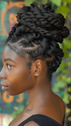 22 Easy Prom Hairstyles for Black Girls: Get Red Carpet Ready Fast | Lookosm Updo For Prom, Easy Prom Hairstyles, Natural Tapered Cut, Side Swept Curls, Elegant Bun, Weave Ponytail Hairstyles, Weave Ponytail, Simple Prom Hair, Marley Twists