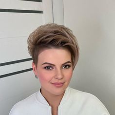 Short Hair Braid Styles, Concave Bob Hairstyles, Concave Bob, Side Shaved, Short Pixie Bob