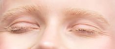 Warm Golden Blonde Hair, Eyebrows And Lashes, Types Of Eyebrows, Blonde Eyebrows, Lashes Extensions, Going Blonde, Eyebrow Mascara, Filling In Eyebrows, Golden Blonde Hair