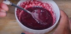 Dry Hibiscus Flower Uses, Hibiscus And Honey Firming Cream Diy, How To Make Hibiscus Powder, Hibiscus Powder Recipes, Hibiscus Honey Firming Cream, Diy Hibiscus Face Serum, Hibiscus Skin Care Diy, How To Dry Hibiscus For Tea, Hibiscus Face Mask Diy