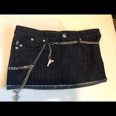 This Unique Super Cute Skirt ,Has Been Sitting In My Closest For Years, It's Never Been Worn Still Has Tags , It's More Known For Its Chain "Belt" The Chain Has Charms All Around And It's Pretty Heavy On Its Own! It Needs A Good Owner That Will Appreciate It And Rock It Well Size 27 It's In Immaculate Condition . No Trades Extra Clothes, Dr Wardrobe, Mini Jean Skirt, Cute Skirt, Own It, Chain Belt, Cute Skirts, Jean Skirt, Blue And Silver