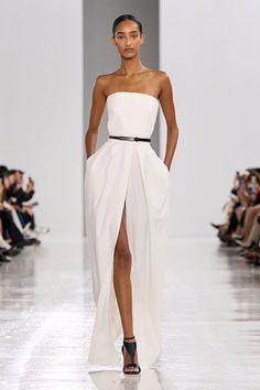 Max Mara Ss25 45 Max Mara Female Perspective, Fashion Gallery, Runway Collection, Bridal Inspiration, Tall Women, Historical Fashion, Phillip Lim